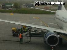 [P13] Cu avionul spre Antalya - acum se incarcau bagajele in avion » foto by magdalena
 - 
<span class="allrVoted glyphicon glyphicon-heart hidden" id="av200675"></span>
<a class="m-l-10 hidden" id="sv200675" onclick="voting_Foto_DelVot(,200675,8928)" role="button">șterge vot <span class="glyphicon glyphicon-remove"></span></a>
<a id="v9200675" class=" c-red"  onclick="voting_Foto_SetVot(200675)" role="button"><span class="glyphicon glyphicon-heart-empty"></span> <b>LIKE</b> = Votează poza</a> <img class="hidden"  id="f200675W9" src="/imagini/loader.gif" border="0" /><span class="AjErrMes hidden" id="e200675ErM"></span>