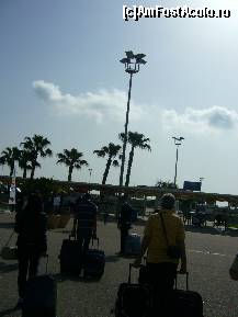 [P22] Cu avionul spre Antalya, pe aeroportul din Antalya, indreptandu-ne spre birourile agentiilor de voiaj » foto by magdalena
 - 
<span class="allrVoted glyphicon glyphicon-heart hidden" id="av200684"></span>
<a class="m-l-10 hidden" id="sv200684" onclick="voting_Foto_DelVot(,200684,8928)" role="button">șterge vot <span class="glyphicon glyphicon-remove"></span></a>
<a id="v9200684" class=" c-red"  onclick="voting_Foto_SetVot(200684)" role="button"><span class="glyphicon glyphicon-heart-empty"></span> <b>LIKE</b> = Votează poza</a> <img class="hidden"  id="f200684W9" src="/imagini/loader.gif" border="0" /><span class="AjErrMes hidden" id="e200684ErM"></span>