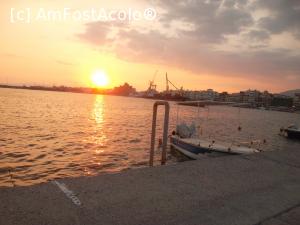 [P05] apus, in port » foto by erene
 - 
<span class="allrVoted glyphicon glyphicon-heart hidden" id="av709098"></span>
<a class="m-l-10 hidden" id="sv709098" onclick="voting_Foto_DelVot(,709098,8969)" role="button">șterge vot <span class="glyphicon glyphicon-remove"></span></a>
<a id="v9709098" class=" c-red"  onclick="voting_Foto_SetVot(709098)" role="button"><span class="glyphicon glyphicon-heart-empty"></span> <b>LIKE</b> = Votează poza</a> <img class="hidden"  id="f709098W9" src="/imagini/loader.gif" border="0" /><span class="AjErrMes hidden" id="e709098ErM"></span>