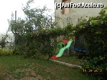 [P12] Loc de joaca pentru copii ingradina pensiunii » foto by rodica1016
 - 
<span class="allrVoted glyphicon glyphicon-heart hidden" id="av471637"></span>
<a class="m-l-10 hidden" id="sv471637" onclick="voting_Foto_DelVot(,471637,8983)" role="button">șterge vot <span class="glyphicon glyphicon-remove"></span></a>
<a id="v9471637" class=" c-red"  onclick="voting_Foto_SetVot(471637)" role="button"><span class="glyphicon glyphicon-heart-empty"></span> <b>LIKE</b> = Votează poza</a> <img class="hidden"  id="f471637W9" src="/imagini/loader.gif" border="0" /><span class="AjErrMes hidden" id="e471637ErM"></span>