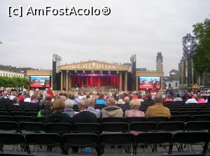 [P05] Maastricht musical- se poate vedea scena cu cele două ecrane laterale » foto by doina_c24
 - 
<span class="allrVoted glyphicon glyphicon-heart hidden" id="av761861"></span>
<a class="m-l-10 hidden" id="sv761861" onclick="voting_Foto_DelVot(,761861,8990)" role="button">șterge vot <span class="glyphicon glyphicon-remove"></span></a>
<a id="v9761861" class=" c-red"  onclick="voting_Foto_SetVot(761861)" role="button"><span class="glyphicon glyphicon-heart-empty"></span> <b>LIKE</b> = Votează poza</a> <img class="hidden"  id="f761861W9" src="/imagini/loader.gif" border="0" /><span class="AjErrMes hidden" id="e761861ErM"></span>