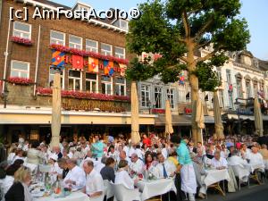 [P08] Maastricht musical- distracția e maximă și la terasele din Vrijthof. Se petrece în acorduri ample » foto by doina_c24
 - 
<span class="allrVoted glyphicon glyphicon-heart hidden" id="av761867"></span>
<a class="m-l-10 hidden" id="sv761867" onclick="voting_Foto_DelVot(,761867,8990)" role="button">șterge vot <span class="glyphicon glyphicon-remove"></span></a>
<a id="v9761867" class=" c-red"  onclick="voting_Foto_SetVot(761867)" role="button"><span class="glyphicon glyphicon-heart-empty"></span> <b>LIKE</b> = Votează poza</a> <img class="hidden"  id="f761867W9" src="/imagini/loader.gif" border="0" /><span class="AjErrMes hidden" id="e761867ErM"></span>