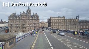 P02 [AUG-2017] Pe South Bridge, podul din spatele Garii Waverley, locul unde duc toate drumurile in Edinburgh. 