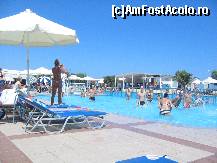 [P13] piscina hotelului Aphrodite beach » foto by alinapopescu72
 - 
<span class="allrVoted glyphicon glyphicon-heart hidden" id="av214060"></span>
<a class="m-l-10 hidden" id="sv214060" onclick="voting_Foto_DelVot(,214060,9212)" role="button">șterge vot <span class="glyphicon glyphicon-remove"></span></a>
<a id="v9214060" class=" c-red"  onclick="voting_Foto_SetVot(214060)" role="button"><span class="glyphicon glyphicon-heart-empty"></span> <b>LIKE</b> = Votează poza</a> <img class="hidden"  id="f214060W9" src="/imagini/loader.gif" border="0" /><span class="AjErrMes hidden" id="e214060ErM"></span>