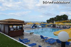 [P01] Piscina pentru adulti, barul si langa ele zona de piscine cu topogane » foto by cristianam
 - 
<span class="allrVoted glyphicon glyphicon-heart hidden" id="av536623"></span>
<a class="m-l-10 hidden" id="sv536623" onclick="voting_Foto_DelVot(,536623,9288)" role="button">șterge vot <span class="glyphicon glyphicon-remove"></span></a>
<a id="v9536623" class=" c-red"  onclick="voting_Foto_SetVot(536623)" role="button"><span class="glyphicon glyphicon-heart-empty"></span> <b>LIKE</b> = Votează poza</a> <img class="hidden"  id="f536623W9" src="/imagini/loader.gif" border="0" /><span class="AjErrMes hidden" id="e536623ErM"></span>