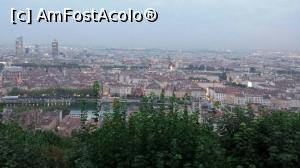 [P06] Panorama de pe esplanada catedralei Fourviere.  » foto by senateo
 - 
<span class="allrVoted glyphicon glyphicon-heart hidden" id="av794358"></span>
<a class="m-l-10 hidden" id="sv794358" onclick="voting_Foto_DelVot(,794358,9297)" role="button">șterge vot <span class="glyphicon glyphicon-remove"></span></a>
<a id="v9794358" class=" c-red"  onclick="voting_Foto_SetVot(794358)" role="button"><span class="glyphicon glyphicon-heart-empty"></span> <b>LIKE</b> = Votează poza</a> <img class="hidden"  id="f794358W9" src="/imagini/loader.gif" border="0" /><span class="AjErrMes hidden" id="e794358ErM"></span>