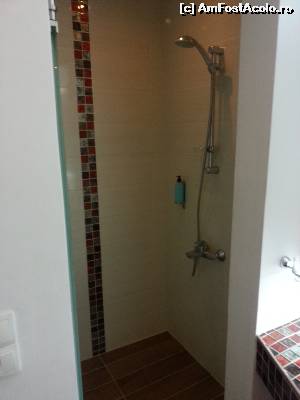 [P12] A doua camera » foto by LeaveYou
 - 
<span class="allrVoted glyphicon glyphicon-heart hidden" id="av527487"></span>
<a class="m-l-10 hidden" id="sv527487" onclick="voting_Foto_DelVot(,527487,9344)" role="button">șterge vot <span class="glyphicon glyphicon-remove"></span></a>
<a id="v9527487" class=" c-red"  onclick="voting_Foto_SetVot(527487)" role="button"><span class="glyphicon glyphicon-heart-empty"></span> <b>LIKE</b> = Votează poza</a> <img class="hidden"  id="f527487W9" src="/imagini/loader.gif" border="0" /><span class="AjErrMes hidden" id="e527487ErM"></span>