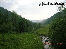 [P15] Din curtea Schitului Tărcuţa - firul apei care continuă să curgă de sub poala Muntelui Minunat... » foto by Qvadratvus
 - 
<span class="allrVoted glyphicon glyphicon-heart hidden" id="av226906"></span>
<a class="m-l-10 hidden" id="sv226906" onclick="voting_Foto_DelVot(,226906,9454)" role="button">șterge vot <span class="glyphicon glyphicon-remove"></span></a>
<a id="v9226906" class=" c-red"  onclick="voting_Foto_SetVot(226906)" role="button"><span class="glyphicon glyphicon-heart-empty"></span> <b>LIKE</b> = Votează poza</a> <img class="hidden"  id="f226906W9" src="/imagini/loader.gif" border="0" /><span class="AjErrMes hidden" id="e226906ErM"></span>