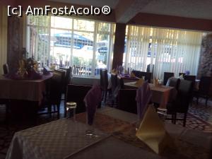[P19] Restaurant Tanamera, Moneasa » foto by Mioritik
 - 
<span class="allrVoted glyphicon glyphicon-heart hidden" id="av1291563"></span>
<a class="m-l-10 hidden" id="sv1291563" onclick="voting_Foto_DelVot(,1291563,9475)" role="button">șterge vot <span class="glyphicon glyphicon-remove"></span></a>
<a id="v91291563" class=" c-red"  onclick="voting_Foto_SetVot(1291563)" role="button"><span class="glyphicon glyphicon-heart-empty"></span> <b>LIKE</b> = Votează poza</a> <img class="hidden"  id="f1291563W9" src="/imagini/loader.gif" border="0" /><span class="AjErrMes hidden" id="e1291563ErM"></span>
