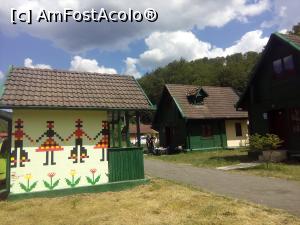 [P24] Tabăra Școlară Moneasa » foto by Mioritik
 - 
<span class="allrVoted glyphicon glyphicon-heart hidden" id="av1291568"></span>
<a class="m-l-10 hidden" id="sv1291568" onclick="voting_Foto_DelVot(,1291568,9475)" role="button">șterge vot <span class="glyphicon glyphicon-remove"></span></a>
<a id="v91291568" class=" c-red"  onclick="voting_Foto_SetVot(1291568)" role="button"><span class="glyphicon glyphicon-heart-empty"></span> <b>LIKE</b> = Votează poza</a> <img class="hidden"  id="f1291568W9" src="/imagini/loader.gif" border="0" /><span class="AjErrMes hidden" id="e1291568ErM"></span>