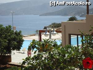 [P13] Piscina mare cu vedere asupra golfului » foto by VOIAJ
 - 
<span class="allrVoted glyphicon glyphicon-heart hidden" id="av480238"></span>
<a class="m-l-10 hidden" id="sv480238" onclick="voting_Foto_DelVot(,480238,9512)" role="button">șterge vot <span class="glyphicon glyphicon-remove"></span></a>
<a id="v9480238" class=" c-red"  onclick="voting_Foto_SetVot(480238)" role="button"><span class="glyphicon glyphicon-heart-empty"></span> <b>LIKE</b> = Votează poza</a> <img class="hidden"  id="f480238W9" src="/imagini/loader.gif" border="0" /><span class="AjErrMes hidden" id="e480238ErM"></span>