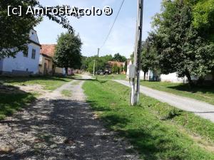 [P21] <strong>Descoperă zona Viscri - la plimbare prin sat</strong> » foto by ⭐ValentinB_88⭐
 - 
<span class="allrVoted glyphicon glyphicon-heart hidden" id="av1319573"></span>
<a class="m-l-10 hidden" id="sv1319573" onclick="voting_Foto_DelVot(,1319573,9553)" role="button">șterge vot <span class="glyphicon glyphicon-remove"></span></a>
<a id="v91319573" class=" c-red"  onclick="voting_Foto_SetVot(1319573)" role="button"><span class="glyphicon glyphicon-heart-empty"></span> <b>LIKE</b> = Votează poza</a> <img class="hidden"  id="f1319573W9" src="/imagini/loader.gif" border="0" /><span class="AjErrMes hidden" id="e1319573ErM"></span>