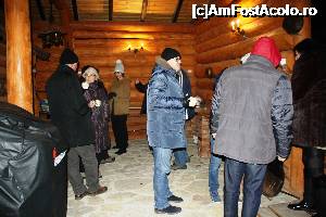 [P28] Asteptam gratarul de la 'intorsatura bucovineana' dar nu fara o cana de vin fiert.  » foto by DOINITA
 - 
<span class="allrVoted glyphicon glyphicon-heart hidden" id="av704489"></span>
<a class="m-l-10 hidden" id="sv704489" onclick="voting_Foto_DelVot(,704489,9601)" role="button">șterge vot <span class="glyphicon glyphicon-remove"></span></a>
<a id="v9704489" class=" c-red"  onclick="voting_Foto_SetVot(704489)" role="button"><span class="glyphicon glyphicon-heart-empty"></span> <b>LIKE</b> = Votează poza</a> <img class="hidden"  id="f704489W9" src="/imagini/loader.gif" border="0" /><span class="AjErrMes hidden" id="e704489ErM"></span>