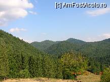 [P04] De pe drumul spre Lacul Cuiejdel - privind spre Valea Cuiejdiului în depărtare - Vf. Mare (1033 m) » foto by Qvadratvus
 - 
<span class="allrVoted glyphicon glyphicon-heart hidden" id="av238179"></span>
<a class="m-l-10 hidden" id="sv238179" onclick="voting_Foto_DelVot(,238179,9631)" role="button">șterge vot <span class="glyphicon glyphicon-remove"></span></a>
<a id="v9238179" class=" c-red"  onclick="voting_Foto_SetVot(238179)" role="button"><span class="glyphicon glyphicon-heart-empty"></span> <b>LIKE</b> = Votează poza</a> <img class="hidden"  id="f238179W9" src="/imagini/loader.gif" border="0" /><span class="AjErrMes hidden" id="e238179ErM"></span>