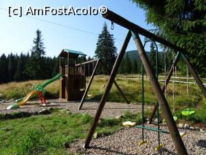 [P12] Loc de joacă pentru copii - Pensiunea Iara, Arieșeni.  » foto by tata123 🔱
 - 
<span class="allrVoted glyphicon glyphicon-heart hidden" id="av1098825"></span>
<a class="m-l-10 hidden" id="sv1098825" onclick="voting_Foto_DelVot(,1098825,9635)" role="button">șterge vot <span class="glyphicon glyphicon-remove"></span></a>
<a id="v91098825" class=" c-red"  onclick="voting_Foto_SetVot(1098825)" role="button"><span class="glyphicon glyphicon-heart-empty"></span> <b>LIKE</b> = Votează poza</a> <img class="hidden"  id="f1098825W9" src="/imagini/loader.gif" border="0" /><span class="AjErrMes hidden" id="e1098825ErM"></span>