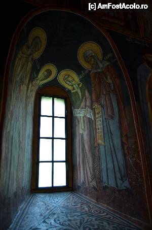 [P09] Mănăstirea Polovragi, fragment din pictura brâncovenească » foto by unq
 - 
<span class="allrVoted glyphicon glyphicon-heart hidden" id="av449032"></span>
<a class="m-l-10 hidden" id="sv449032" onclick="voting_Foto_DelVot(,449032,9640)" role="button">șterge vot <span class="glyphicon glyphicon-remove"></span></a>
<a id="v9449032" class=" c-red"  onclick="voting_Foto_SetVot(449032)" role="button"><span class="glyphicon glyphicon-heart-empty"></span> <b>LIKE</b> = Votează poza</a> <img class="hidden"  id="f449032W9" src="/imagini/loader.gif" border="0" /><span class="AjErrMes hidden" id="e449032ErM"></span>