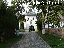 [P04] Clopotnita construita pe timpul lui Constantin Brâncoveanu » foto by dannek
 - 
<span class="allrVoted glyphicon glyphicon-heart hidden" id="av161870"></span>
<a class="m-l-10 hidden" id="sv161870" onclick="voting_Foto_DelVot(,161870,9640)" role="button">șterge vot <span class="glyphicon glyphicon-remove"></span></a>
<a id="v9161870" class=" c-red"  onclick="voting_Foto_SetVot(161870)" role="button"><span class="glyphicon glyphicon-heart-empty"></span> <b>LIKE</b> = Votează poza</a> <img class="hidden"  id="f161870W9" src="/imagini/loader.gif" border="0" /><span class="AjErrMes hidden" id="e161870ErM"></span>