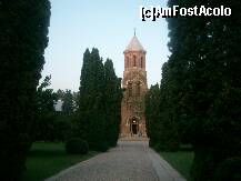 [P06] În plan îndepărtat se observă cea de-a doua biserică. » foto by fluturas1*
 - 
<span class="allrVoted glyphicon glyphicon-heart hidden" id="av122126"></span>
<a class="m-l-10 hidden" id="sv122126" onclick="voting_Foto_DelVot(,122126,9642)" role="button">șterge vot <span class="glyphicon glyphicon-remove"></span></a>
<a id="v9122126" class=" c-red"  onclick="voting_Foto_SetVot(122126)" role="button"><span class="glyphicon glyphicon-heart-empty"></span> <b>LIKE</b> = Votează poza</a> <img class="hidden"  id="f122126W9" src="/imagini/loader.gif" border="0" /><span class="AjErrMes hidden" id="e122126ErM"></span>
