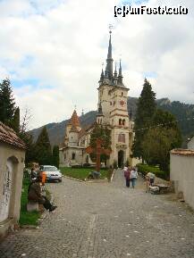 P02 [APR-2010] o silueta zvelta ,frumoasa si cu tricolor aceasta este imaginea bisericii Sfantul Nicolae din Brasov.Celelalte fotografii sunt tot din incinta complexului muzeal.