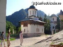 [P04] Manastirea Turnu - Biserica din piatra si caramizi - vedere din spate » foto by mario 110
 - 
<span class="allrVoted glyphicon glyphicon-heart hidden" id="av46248"></span>
<a class="m-l-10 hidden" id="sv46248" onclick="voting_Foto_DelVot(,46248,9655)" role="button">șterge vot <span class="glyphicon glyphicon-remove"></span></a>
<a id="v946248" class=" c-red"  onclick="voting_Foto_SetVot(46248)" role="button"><span class="glyphicon glyphicon-heart-empty"></span> <b>LIKE</b> = Votează poza</a> <img class="hidden"  id="f46248W9" src="/imagini/loader.gif" border="0" /><span class="AjErrMes hidden" id="e46248ErM"></span>