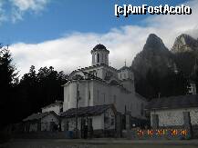 [P01] Biserica cea noua - Manastirea Caraiman » foto by silvia tudoran
 - 
<span class="allrVoted glyphicon glyphicon-heart hidden" id="av273049"></span>
<a class="m-l-10 hidden" id="sv273049" onclick="voting_Foto_DelVot(,273049,9680)" role="button">șterge vot <span class="glyphicon glyphicon-remove"></span></a>
<a id="v9273049" class=" c-red"  onclick="voting_Foto_SetVot(273049)" role="button"><span class="glyphicon glyphicon-heart-empty"></span> <b>LIKE</b> = Votează poza</a> <img class="hidden"  id="f273049W9" src="/imagini/loader.gif" border="0" /><span class="AjErrMes hidden" id="e273049ErM"></span>