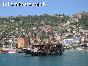 [P13] Parasim portul Alanya, alaturi de o corabie de 'pirati' » foto by bica adriana
 - 
<span class="allrVoted glyphicon glyphicon-heart hidden" id="av865722"></span>
<a class="m-l-10 hidden" id="sv865722" onclick="voting_Foto_DelVot(,865722,9765)" role="button">șterge vot <span class="glyphicon glyphicon-remove"></span></a>
<a id="v9865722" class=" c-red"  onclick="voting_Foto_SetVot(865722)" role="button"><span class="glyphicon glyphicon-heart-empty"></span> <b>LIKE</b> = Votează poza</a> <img class="hidden"  id="f865722W9" src="/imagini/loader.gif" border="0" /><span class="AjErrMes hidden" id="e865722ErM"></span>