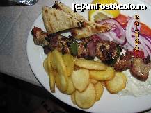 [P04] souvlaki » foto by nanelena
 - 
<span class="allrVoted glyphicon glyphicon-heart hidden" id="av243087"></span>
<a class="m-l-10 hidden" id="sv243087" onclick="voting_Foto_DelVot(,243087,9859)" role="button">șterge vot <span class="glyphicon glyphicon-remove"></span></a>
<a id="v9243087" class=" c-red"  onclick="voting_Foto_SetVot(243087)" role="button"><span class="glyphicon glyphicon-heart-empty"></span> <b>LIKE</b> = Votează poza</a> <img class="hidden"  id="f243087W9" src="/imagini/loader.gif" border="0" /><span class="AjErrMes hidden" id="e243087ErM"></span>