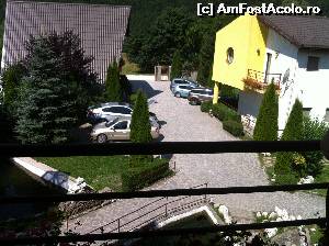 [P06] curtea interioara a pensiunii vazuta din balcon » foto by bogdan 75
 - 
<span class="allrVoted glyphicon glyphicon-heart hidden" id="av650030"></span>
<a class="m-l-10 hidden" id="sv650030" onclick="voting_Foto_DelVot(,650030,9929)" role="button">șterge vot <span class="glyphicon glyphicon-remove"></span></a>
<a id="v9650030" class=" c-red"  onclick="voting_Foto_SetVot(650030)" role="button"><span class="glyphicon glyphicon-heart-empty"></span> <b>LIKE</b> = Votează poza</a> <img class="hidden"  id="f650030W9" src="/imagini/loader.gif" border="0" /><span class="AjErrMes hidden" id="e650030ErM"></span>