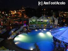 [P13] vedere pool-bar, piscina jacuzzi (dreapta jos) restaurant terasa (stanga sus) pe langa care se ajunge la Pirates of the Carribean si de asemenea se iese spre Nessebar. Dupa intersectia din stanga sus e supermarketul Penny Market. » foto by admit
 - 
<span class="allrVoted glyphicon glyphicon-heart hidden" id="av330736"></span>
<a class="m-l-10 hidden" id="sv330736" onclick="voting_Foto_DelVot(,330736,9935)" role="button">șterge vot <span class="glyphicon glyphicon-remove"></span></a>
<a id="v9330736" class=" c-red"  onclick="voting_Foto_SetVot(330736)" role="button"><span class="glyphicon glyphicon-heart-empty"></span> <b>LIKE</b> = Votează poza</a> <img class="hidden"  id="f330736W9" src="/imagini/loader.gif" border="0" /><span class="AjErrMes hidden" id="e330736ErM"></span>