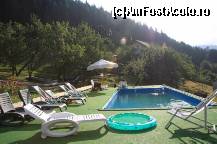 [P05] Piscina » foto by stelianbirea
 - 
<span class="allrVoted glyphicon glyphicon-heart hidden" id="av247241"></span>
<a class="m-l-10 hidden" id="sv247241" onclick="voting_Foto_DelVot(,247241,9986)" role="button">șterge vot <span class="glyphicon glyphicon-remove"></span></a>
<a id="v9247241" class=" c-red"  onclick="voting_Foto_SetVot(247241)" role="button"><span class="glyphicon glyphicon-heart-empty"></span> <b>LIKE</b> = Votează poza</a> <img class="hidden"  id="f247241W9" src="/imagini/loader.gif" border="0" /><span class="AjErrMes hidden" id="e247241ErM"></span>