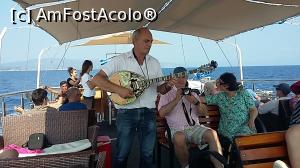 [P18] bouzouki live » foto by raducondurache
 - 
<span class="allrVoted glyphicon glyphicon-heart hidden" id="av775620"></span>
<a class="m-l-10 hidden" id="sv775620" onclick="voting_Foto_DelVot(,775620,9990)" role="button">șterge vot <span class="glyphicon glyphicon-remove"></span></a>
<a id="v9775620" class=" c-red"  onclick="voting_Foto_SetVot(775620)" role="button"><span class="glyphicon glyphicon-heart-empty"></span> <b>LIKE</b> = Votează poza</a> <img class="hidden"  id="f775620W9" src="/imagini/loader.gif" border="0" /><span class="AjErrMes hidden" id="e775620ErM"></span>