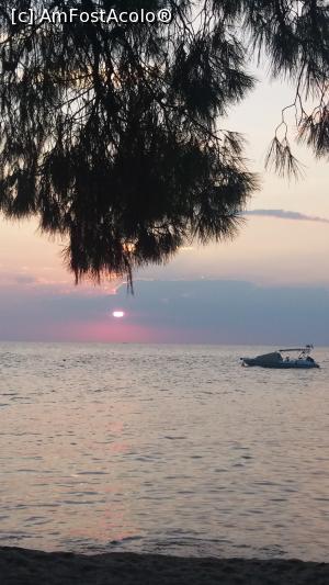[P10] Lagomandra Beach » foto by Mugurop
 - 
<span class="allrVoted glyphicon glyphicon-heart hidden" id="av787392"></span>
<a class="m-l-10 hidden" id="sv787392" onclick="voting_Foto_DelVot(,787392,9990)" role="button">șterge vot <span class="glyphicon glyphicon-remove"></span></a>
<a id="v9787392" class=" c-red"  onclick="voting_Foto_SetVot(787392)" role="button"><span class="glyphicon glyphicon-heart-empty"></span> <b>LIKE</b> = Votează poza</a> <img class="hidden"  id="f787392W9" src="/imagini/loader.gif" border="0" /><span class="AjErrMes hidden" id="e787392ErM"></span>