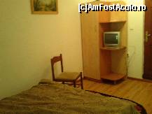 [P06] In camera de 3 persoane - se presupune ca acolo trebuia sa fie frigiderul, dar dupa cum se vede, e disparut in actiune :)  » foto by alexandram.
 - 
<span class="allrVoted glyphicon glyphicon-heart hidden" id="av344419"></span>
<a class="m-l-10 hidden" id="sv344419" onclick="voting_Foto_DelVot(,344419,10028)" role="button">șterge vot <span class="glyphicon glyphicon-remove"></span></a>
<a id="v9344419" class=" c-red"  onclick="voting_Foto_SetVot(344419)" role="button"><span class="glyphicon glyphicon-heart-empty"></span> <b>LIKE</b> = Votează poza</a> <img class="hidden"  id="f344419W9" src="/imagini/loader.gif" border="0" /><span class="AjErrMes hidden" id="e344419ErM"></span>