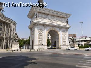 [P34] Arcul de Triumf » foto by fredutza
 - 
<span class="allrVoted glyphicon glyphicon-heart hidden" id="av1500298"></span>
<a class="m-l-10 hidden" id="sv1500298" onclick="voting_Foto_DelVot(,1500298,10053)" role="button">șterge vot <span class="glyphicon glyphicon-remove"></span></a>
<a id="v91500298" class=" c-red"  onclick="voting_Foto_SetVot(1500298)" role="button"><span class="glyphicon glyphicon-heart-empty"></span> <b>LIKE</b> = Votează poza</a> <img class="hidden"  id="f1500298W9" src="/imagini/loader.gif" border="0" /><span class="AjErrMes hidden" id="e1500298ErM"></span>