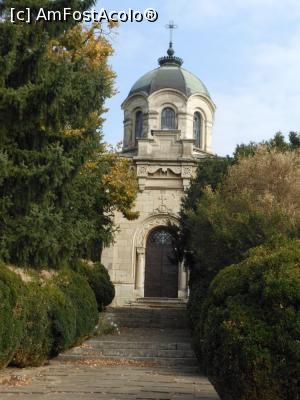 [P17] Grivița - Mausoleul Eroilor Români. Fațada vestică...  » foto by iulianic
 - 
<span class="allrVoted glyphicon glyphicon-heart hidden" id="av1022812"></span>
<a class="m-l-10 hidden" id="sv1022812" onclick="voting_Foto_DelVot(,1022812,10059)" role="button">șterge vot <span class="glyphicon glyphicon-remove"></span></a>
<a id="v91022812" class=" c-red"  onclick="voting_Foto_SetVot(1022812)" role="button"><span class="glyphicon glyphicon-heart-empty"></span> <b>LIKE</b> = Votează poza</a> <img class="hidden"  id="f1022812W9" src="/imagini/loader.gif" border="0" /><span class="AjErrMes hidden" id="e1022812ErM"></span>