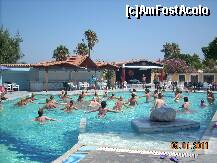 [P11] Animatie la piscina hotelului » foto by ovidiu80
 - 
<span class="allrVoted glyphicon glyphicon-heart hidden" id="av251014"></span>
<a class="m-l-10 hidden" id="sv251014" onclick="voting_Foto_DelVot(,251014,10076)" role="button">șterge vot <span class="glyphicon glyphicon-remove"></span></a>
<a id="v9251014" class=" c-red"  onclick="voting_Foto_SetVot(251014)" role="button"><span class="glyphicon glyphicon-heart-empty"></span> <b>LIKE</b> = Votează poza</a> <img class="hidden"  id="f251014W9" src="/imagini/loader.gif" border="0" /><span class="AjErrMes hidden" id="e251014ErM"></span>