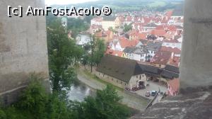 [P13] Oraşul Cesky Krumlov, Boemia de sud, Cehia.văzut din turnul castelului. » foto by traian.leuca †
 - 
<span class="allrVoted glyphicon glyphicon-heart hidden" id="av787532"></span>
<a class="m-l-10 hidden" id="sv787532" onclick="voting_Foto_DelVot(,787532,10138)" role="button">șterge vot <span class="glyphicon glyphicon-remove"></span></a>
<a id="v9787532" class=" c-red"  onclick="voting_Foto_SetVot(787532)" role="button"><span class="glyphicon glyphicon-heart-empty"></span> <b>LIKE</b> = Votează poza</a> <img class="hidden"  id="f787532W9" src="/imagini/loader.gif" border="0" /><span class="AjErrMes hidden" id="e787532ErM"></span>