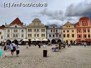 [P24] La pas prin orașul istoric Cesky Krumlov; piața Svornosti » foto by crismis
 - 
<span class="allrVoted glyphicon glyphicon-heart hidden" id="av1411506"></span>
<a class="m-l-10 hidden" id="sv1411506" onclick="voting_Foto_DelVot(,1411506,10138)" role="button">șterge vot <span class="glyphicon glyphicon-remove"></span></a>
<a id="v91411506" class=" c-red"  onclick="voting_Foto_SetVot(1411506)" role="button"><span class="glyphicon glyphicon-heart-empty"></span> <b>LIKE</b> = Votează poza</a> <img class="hidden"  id="f1411506W9" src="/imagini/loader.gif" border="0" /><span class="AjErrMes hidden" id="e1411506ErM"></span>