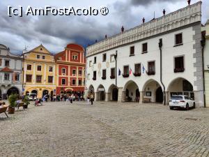 [P25] La pas prin orașul istoric Cesky Krumlov; piața Svornosti; vechea primărie » foto by crismis
 - 
<span class="allrVoted glyphicon glyphicon-heart hidden" id="av1411507"></span>
<a class="m-l-10 hidden" id="sv1411507" onclick="voting_Foto_DelVot(,1411507,10138)" role="button">șterge vot <span class="glyphicon glyphicon-remove"></span></a>
<a id="v91411507" class=" c-red"  onclick="voting_Foto_SetVot(1411507)" role="button"><span class="glyphicon glyphicon-heart-empty"></span> <b>LIKE</b> = Votează poza</a> <img class="hidden"  id="f1411507W9" src="/imagini/loader.gif" border="0" /><span class="AjErrMes hidden" id="e1411507ErM"></span>