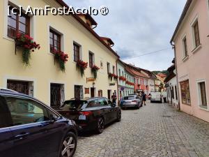 [P31] Pe strada Rooseveltova; pensiuni una după alta » foto by crismis
 - 
<span class="allrVoted glyphicon glyphicon-heart hidden" id="av1411513"></span>
<a class="m-l-10 hidden" id="sv1411513" onclick="voting_Foto_DelVot(,1411513,10138)" role="button">șterge vot <span class="glyphicon glyphicon-remove"></span></a>
<a id="v91411513" class=" c-red"  onclick="voting_Foto_SetVot(1411513)" role="button"><span class="glyphicon glyphicon-heart-empty"></span> <b>LIKE</b> = Votează poza</a> <img class="hidden"  id="f1411513W9" src="/imagini/loader.gif" border="0" /><span class="AjErrMes hidden" id="e1411513ErM"></span>