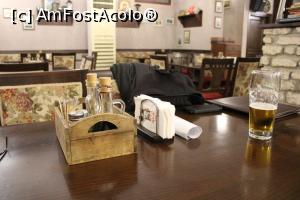 [P06] Balcic, Restaurantul „Ariciu”, Masa noastră în așteptarea mâncărurilor » foto by mprofeanu
 - 
<span class="allrVoted glyphicon glyphicon-heart hidden" id="av1211659"></span>
<a class="m-l-10 hidden" id="sv1211659" onclick="voting_Foto_DelVot(,1211659,10168)" role="button">șterge vot <span class="glyphicon glyphicon-remove"></span></a>
<a id="v91211659" class=" c-red"  onclick="voting_Foto_SetVot(1211659)" role="button"><span class="glyphicon glyphicon-heart-empty"></span> <b>LIKE</b> = Votează poza</a> <img class="hidden"  id="f1211659W9" src="/imagini/loader.gif" border="0" /><span class="AjErrMes hidden" id="e1211659ErM"></span>