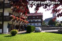 [P04] Vedere laterala din Alpenlicht, hotelurile vecine si biserica statiunii » foto by florintoma
 - 
<span class="allrVoted glyphicon glyphicon-heart hidden" id="av258327"></span>
<a class="m-l-10 hidden" id="sv258327" onclick="voting_Foto_DelVot(,258327,10253)" role="button">șterge vot <span class="glyphicon glyphicon-remove"></span></a>
<a id="v9258327" class=" c-red"  onclick="voting_Foto_SetVot(258327)" role="button"><span class="glyphicon glyphicon-heart-empty"></span> <b>LIKE</b> = Votează poza</a> <img class="hidden"  id="f258327W9" src="/imagini/loader.gif" border="0" /><span class="AjErrMes hidden" id="e258327ErM"></span>