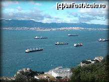 [P13] Gibraltar. Golful vazut de pe stanca.  » foto by mlucian
 - 
<span class="allrVoted glyphicon glyphicon-heart hidden" id="av385159"></span>
<a class="m-l-10 hidden" id="sv385159" onclick="voting_Foto_DelVot(,385159,10280)" role="button">șterge vot <span class="glyphicon glyphicon-remove"></span></a>
<a id="v9385159" class=" c-red"  onclick="voting_Foto_SetVot(385159)" role="button"><span class="glyphicon glyphicon-heart-empty"></span> <b>LIKE</b> = Votează poza</a> <img class="hidden"  id="f385159W9" src="/imagini/loader.gif" border="0" /><span class="AjErrMes hidden" id="e385159ErM"></span>