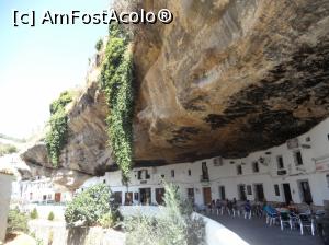 [P06] Setenil de las Bodegas - satul de sub stanci - Patrimoniu UNESCO » foto by mootoo
 - 
<span class="allrVoted glyphicon glyphicon-heart hidden" id="av762137"></span>
<a class="m-l-10 hidden" id="sv762137" onclick="voting_Foto_DelVot(,762137,10280)" role="button">șterge vot <span class="glyphicon glyphicon-remove"></span></a>
<a id="v9762137" class=" c-red"  onclick="voting_Foto_SetVot(762137)" role="button"><span class="glyphicon glyphicon-heart-empty"></span> <b>LIKE</b> = Votează poza</a> <img class="hidden"  id="f762137W9" src="/imagini/loader.gif" border="0" /><span class="AjErrMes hidden" id="e762137ErM"></span>