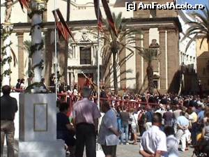 [P05] Procesiunea de Corpus Christi în faţa catedralei din Cadiz » foto by Carmen Ion
 - 
<span class="allrVoted glyphicon glyphicon-heart hidden" id="av604525"></span>
<a class="m-l-10 hidden" id="sv604525" onclick="voting_Foto_DelVot(,604525,10280)" role="button">șterge vot <span class="glyphicon glyphicon-remove"></span></a>
<a id="v9604525" class=" c-red"  onclick="voting_Foto_SetVot(604525)" role="button"><span class="glyphicon glyphicon-heart-empty"></span> <b>LIKE</b> = Votează poza</a> <img class="hidden"  id="f604525W9" src="/imagini/loader.gif" border="0" /><span class="AjErrMes hidden" id="e604525ErM"></span>