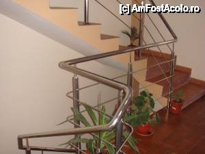 [P05] Scara de acces catre etajul pensiunii » foto by alb1573
 - 
<span class="allrVoted glyphicon glyphicon-heart hidden" id="av401266"></span>
<a class="m-l-10 hidden" id="sv401266" onclick="voting_Foto_DelVot(,401266,10299)" role="button">șterge vot <span class="glyphicon glyphicon-remove"></span></a>
<a id="v9401266" class=" c-red"  onclick="voting_Foto_SetVot(401266)" role="button"><span class="glyphicon glyphicon-heart-empty"></span> <b>LIKE</b> = Votează poza</a> <img class="hidden"  id="f401266W9" src="/imagini/loader.gif" border="0" /><span class="AjErrMes hidden" id="e401266ErM"></span>