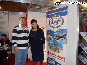[P09] Alături de doamna Corina Martin, la standul ANAT » foto by pepsi70ro
 - 
<span class="allrVoted glyphicon glyphicon-heart hidden" id="av385478"></span>
<a class="m-l-10 hidden" id="sv385478" onclick="voting_Foto_DelVot(,385478,10344)" role="button">șterge vot <span class="glyphicon glyphicon-remove"></span></a>
<a id="v9385478" class=" c-red"  onclick="voting_Foto_SetVot(385478)" role="button"><span class="glyphicon glyphicon-heart-empty"></span> <b>LIKE</b> = Votează poza</a> <img class="hidden"  id="f385478W9" src="/imagini/loader.gif" border="0" /><span class="AjErrMes hidden" id="e385478ErM"></span>