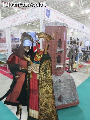 [P09] Turnul Chindiei - Târgul de Turism.  » foto by tata123 🔱
 - 
<span class="allrVoted glyphicon glyphicon-heart hidden" id="av1056205"></span>
<a class="m-l-10 hidden" id="sv1056205" onclick="voting_Foto_DelVot(,1056205,10344)" role="button">șterge vot <span class="glyphicon glyphicon-remove"></span></a>
<a id="v91056205" class=" c-red"  onclick="voting_Foto_SetVot(1056205)" role="button"><span class="glyphicon glyphicon-heart-empty"></span> <b>LIKE</b> = Votează poza</a> <img class="hidden"  id="f1056205W9" src="/imagini/loader.gif" border="0" /><span class="AjErrMes hidden" id="e1056205ErM"></span>