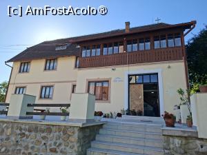 [P21] Muzeul de icoane pe sticlă Preot Zosim Oancea » foto by Carmen Ion
 - 
<span class="allrVoted glyphicon glyphicon-heart hidden" id="av1510384"></span>
<a class="m-l-10 hidden" id="sv1510384" onclick="voting_Foto_DelVot(,1510384,10358)" role="button">șterge vot <span class="glyphicon glyphicon-remove"></span></a>
<a id="v91510384" class=" c-red"  onclick="voting_Foto_SetVot(1510384)" role="button"><span class="glyphicon glyphicon-heart-empty"></span> <b>LIKE</b> = Votează poza</a> <img class="hidden"  id="f1510384W9" src="/imagini/loader.gif" border="0" /><span class="AjErrMes hidden" id="e1510384ErM"></span>