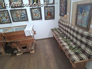 [P39] Muzeul de icoane pe sticlă Preot Zosim Oancea » foto by Carmen Ion
 - 
<span class="allrVoted glyphicon glyphicon-heart hidden" id="av1510402"></span>
<a class="m-l-10 hidden" id="sv1510402" onclick="voting_Foto_DelVot(,1510402,10358)" role="button">șterge vot <span class="glyphicon glyphicon-remove"></span></a>
<a id="v91510402" class=" c-red"  onclick="voting_Foto_SetVot(1510402)" role="button"><span class="glyphicon glyphicon-heart-empty"></span> <b>LIKE</b> = Votează poza</a> <img class="hidden"  id="f1510402W9" src="/imagini/loader.gif" border="0" /><span class="AjErrMes hidden" id="e1510402ErM"></span>